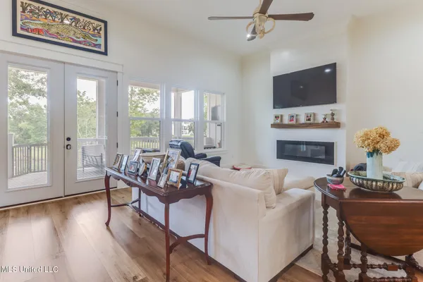 $749,900 | 633 Savannah Estates Boulevard, Biloxi, MS 39532