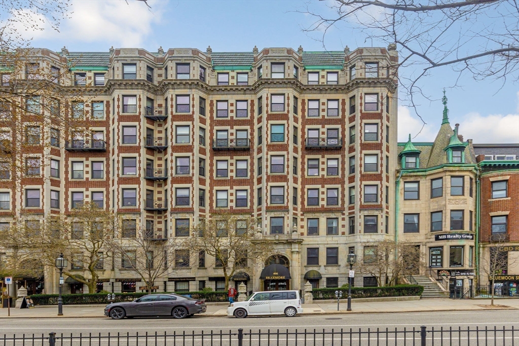 466 Commonwealth Avenue, Unit 502 Boston, MA 02215 - Photo 15 of 16 front view of a building