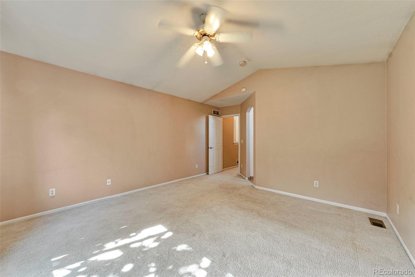 4731 South Danube Circle Aurora, CO 80015 - Photo 8 of 28