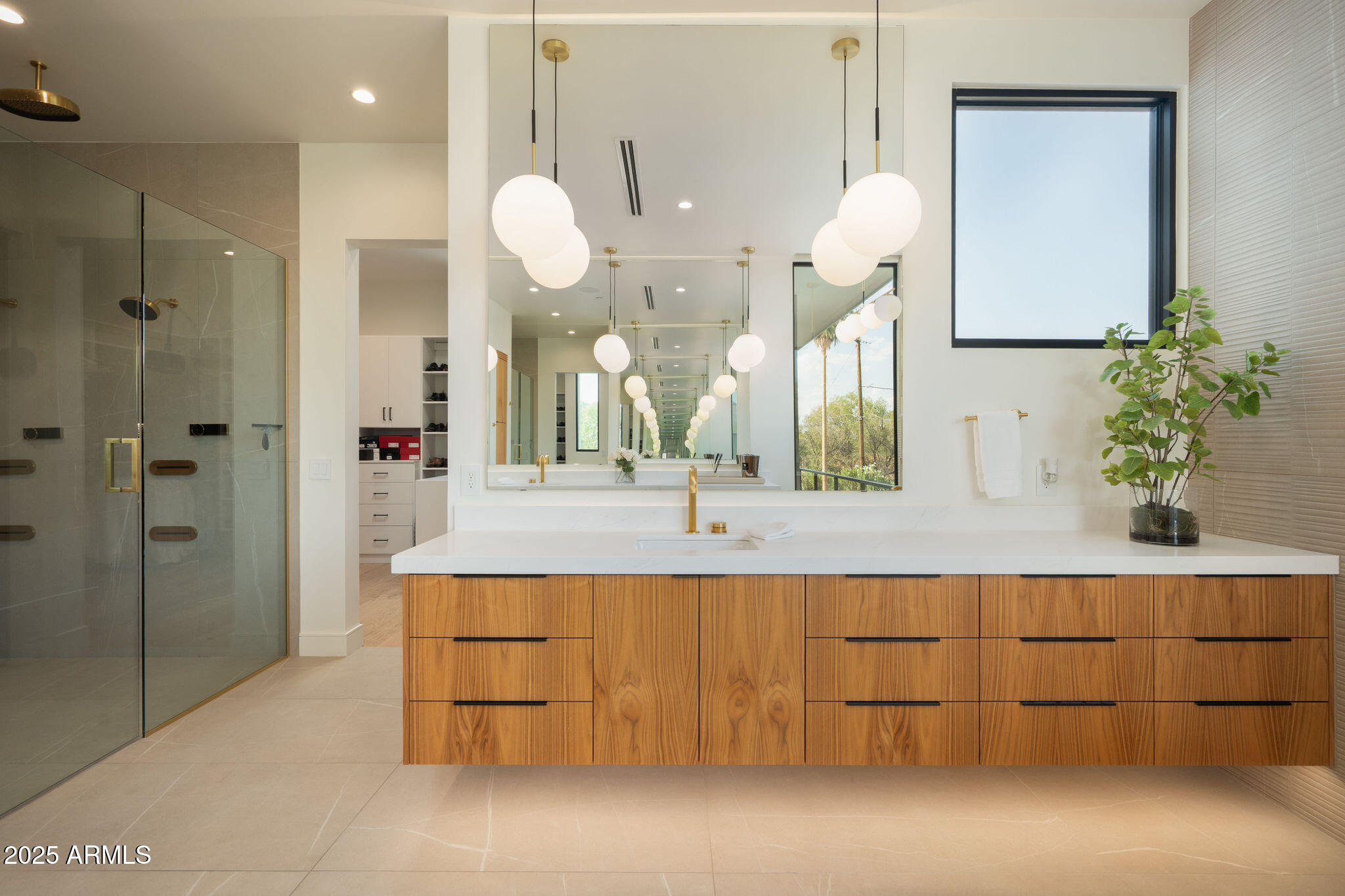 4039 East Rancho Drive Phoenix, AZ 85018 - Photo 22 of 53 Primary Bath