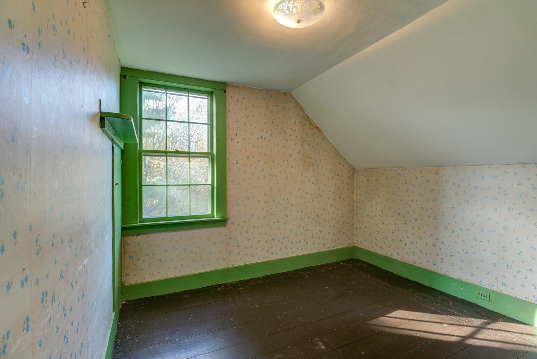 697 Stevenstown Road Litchfield, ME 04350 - Photo 31 of 59 Upstairs Bedroom