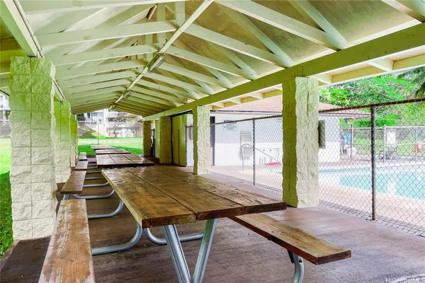 $375,000 | 95-2052 Waikalani Place, Unit B404, Mililani, HI 96789
