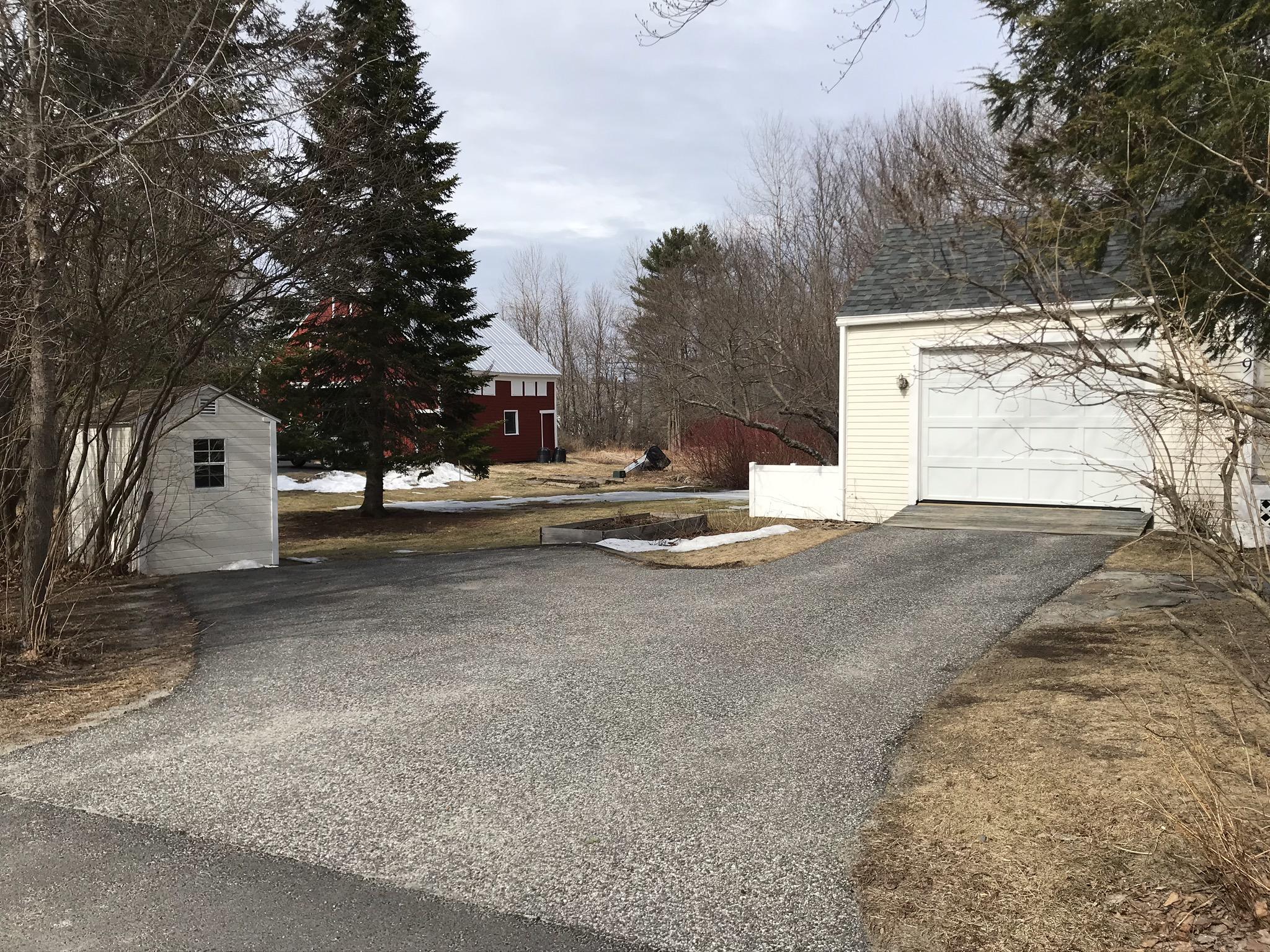 89 Tuttle Road Cumberland, ME 04021 - Photo 3 of 42 IMG_3996