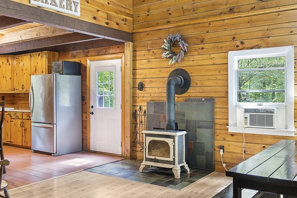 31 Perryville Road Rehoboth, MA 02769 - Photo 12 of 42 Gallery Image 12