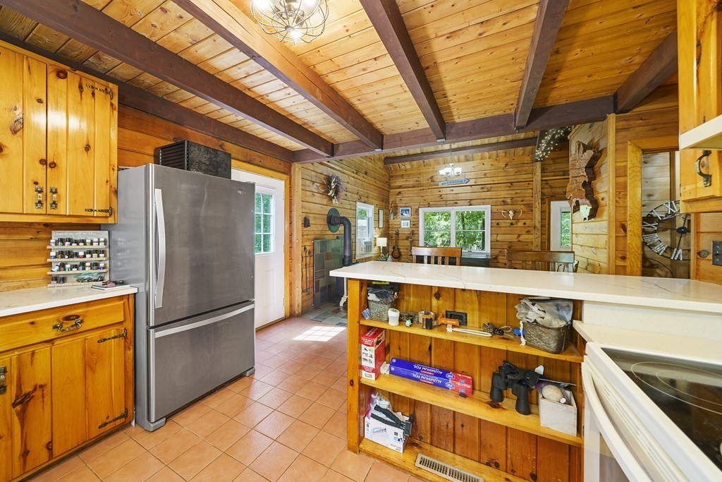 31 Perryville Road Rehoboth, MA 02769 - Photo 5 of 42 Gallery Image 5