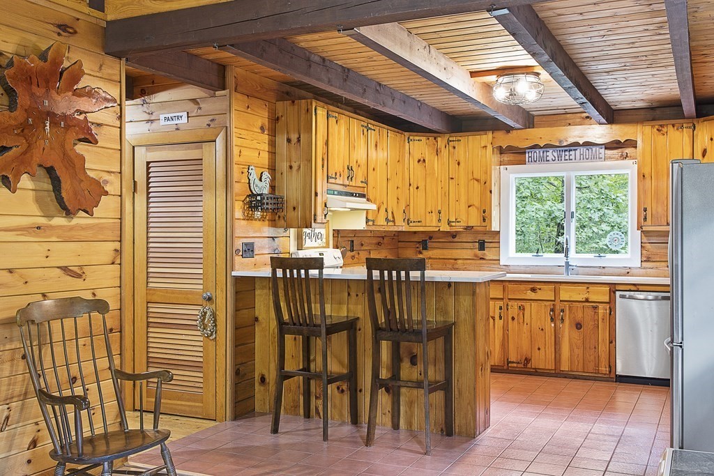 31 Perryville Road Rehoboth, MA 02769 - Photo 6 of 42 Gallery Image 6
