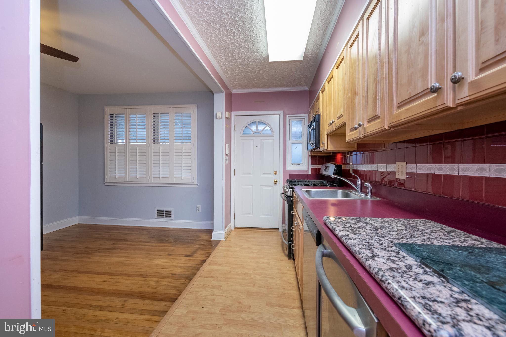 8350 Hillendale Road Parkville, MD 21234 - Photo 13 of 39 Kitchen
