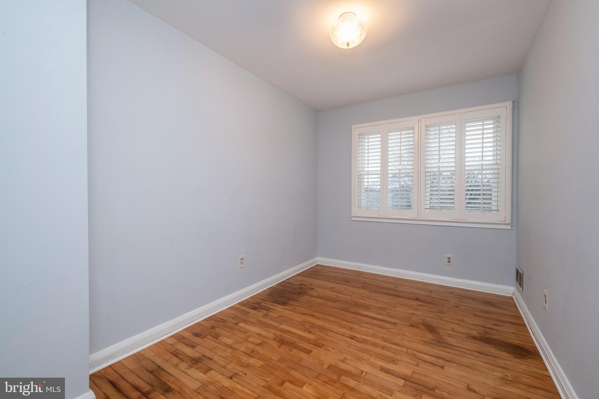 8350 Hillendale Road Parkville, MD 21234 - Photo 24 of 39 Bedroom 3