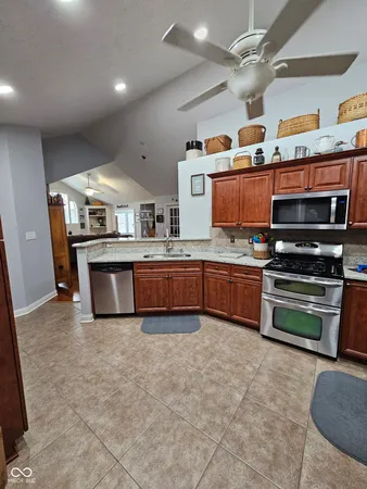 $379,000 | 13832 Rue Fontaine Lane, McCordsville, IN 46055