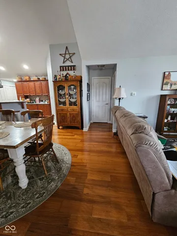 $385,000 | 13832 Rue Fontaine Lane, McCordsville, IN 46055