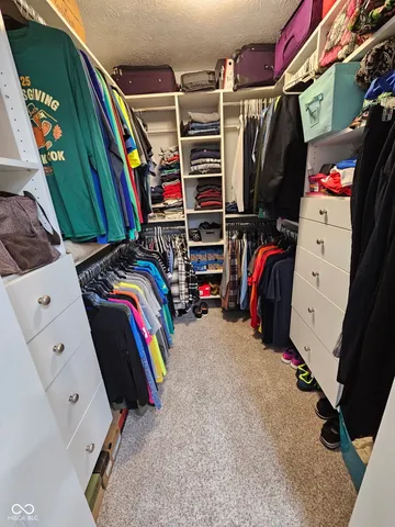 $385,000 | 13832 Rue Fontaine Lane, McCordsville, IN 46055