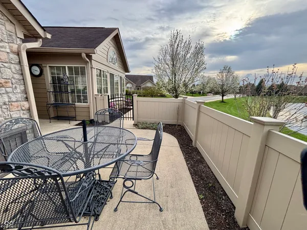 $369,990 | 13832 Rue Fontaine Lane, McCordsville, IN 46055