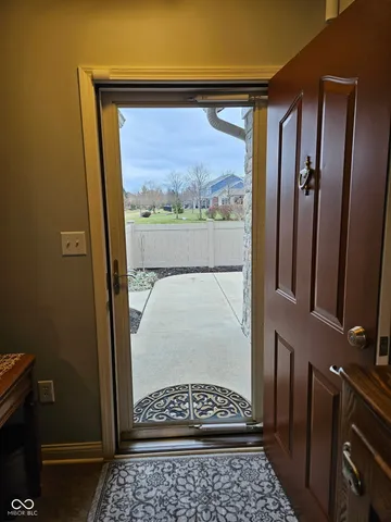 $385,000 | 13832 Rue Fontaine Lane, McCordsville, IN 46055