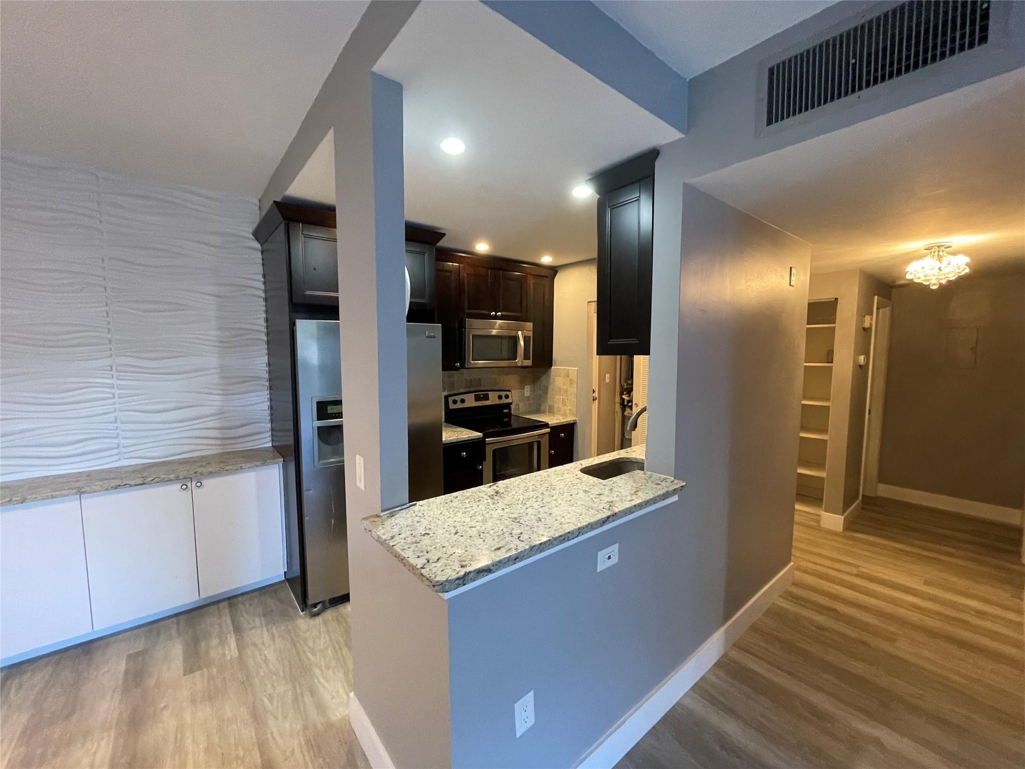 400 North Riverside Drive, Unit 106 Pompano Beach, FL 33062 - Photo 13 of 19 Photo 14