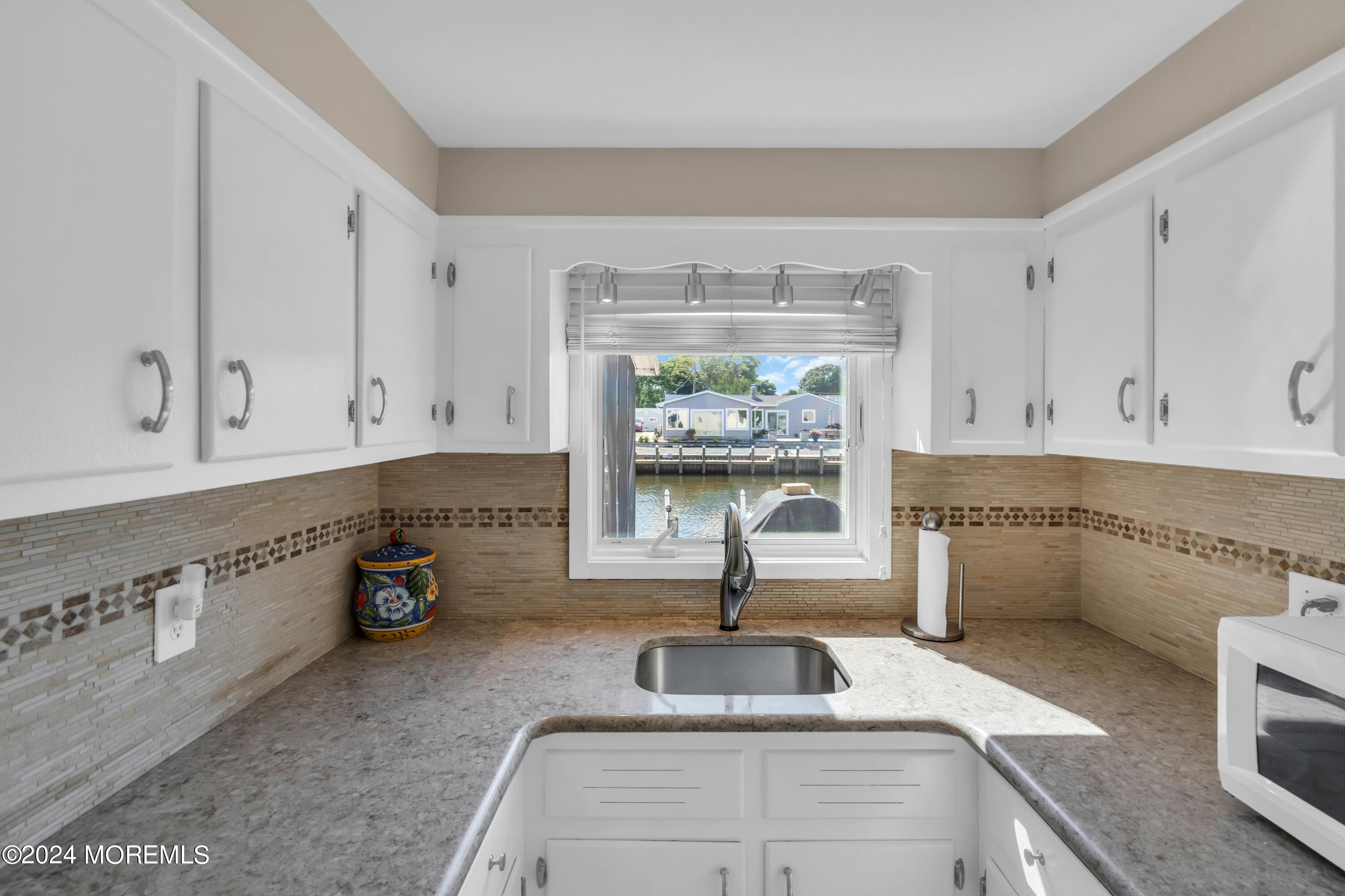 18 Long John Silver Way Waretown, NJ 08758 - Photo 10 of 30 011_2024-08-12_15.37.02-1_721