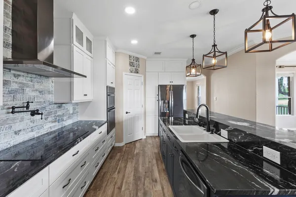 $847,500 | 15020 Hero Way West, Leander, TX 78641