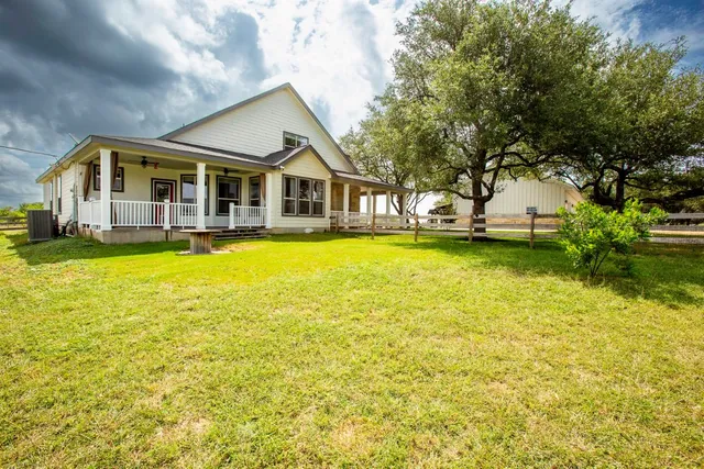 $849,000 | 15020 Hero Way West, Leander, TX 78641