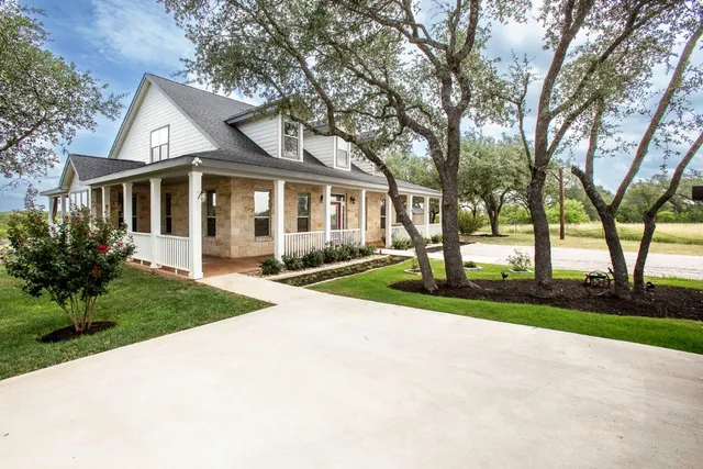 $849,000 | 15020 Hero Way West, Leander, TX 78641