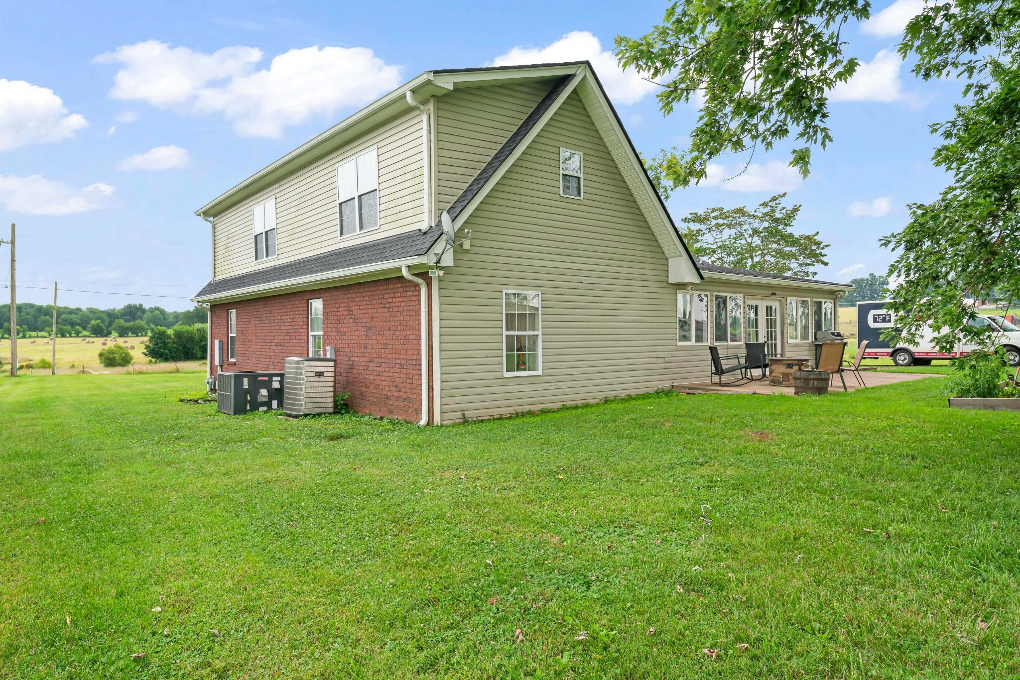 443 Halltown Road Portland, TN 37148 - Photo 8 of 49 a view of a house with a yard