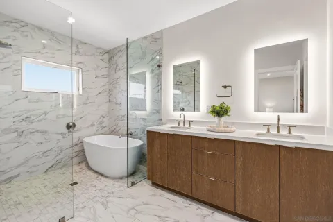 $2,350,000 | 107 Edgeburt Drive, Encinitas, CA 92024