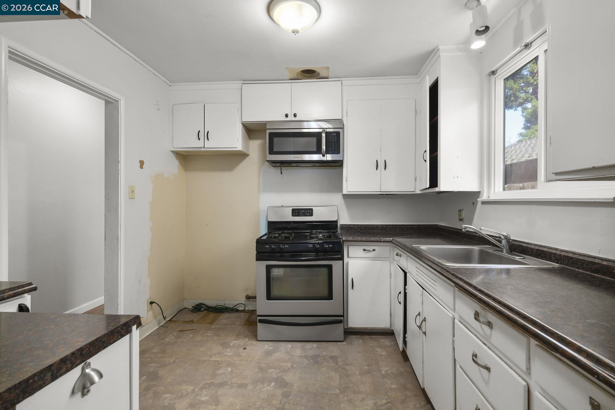 3597 Walnut Street Lafayette, CA 94549 - Photo 9 of 21