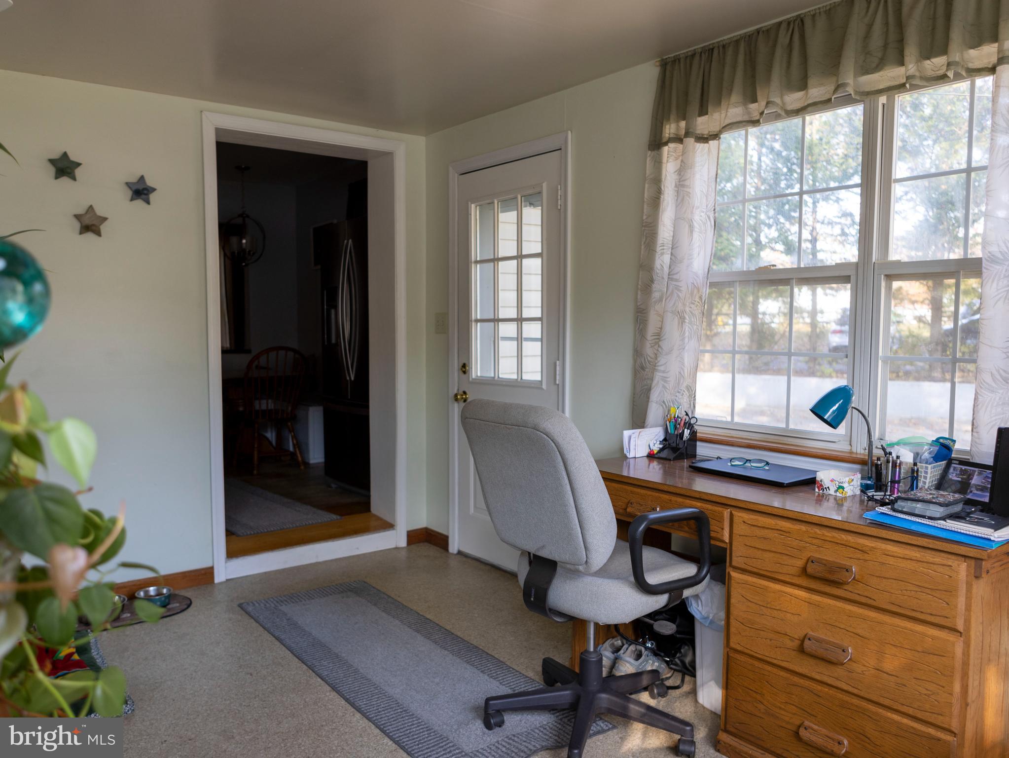 893 Woods Road Pasadena, MD 21122 - Photo 11 of 30 Gallery Image 11