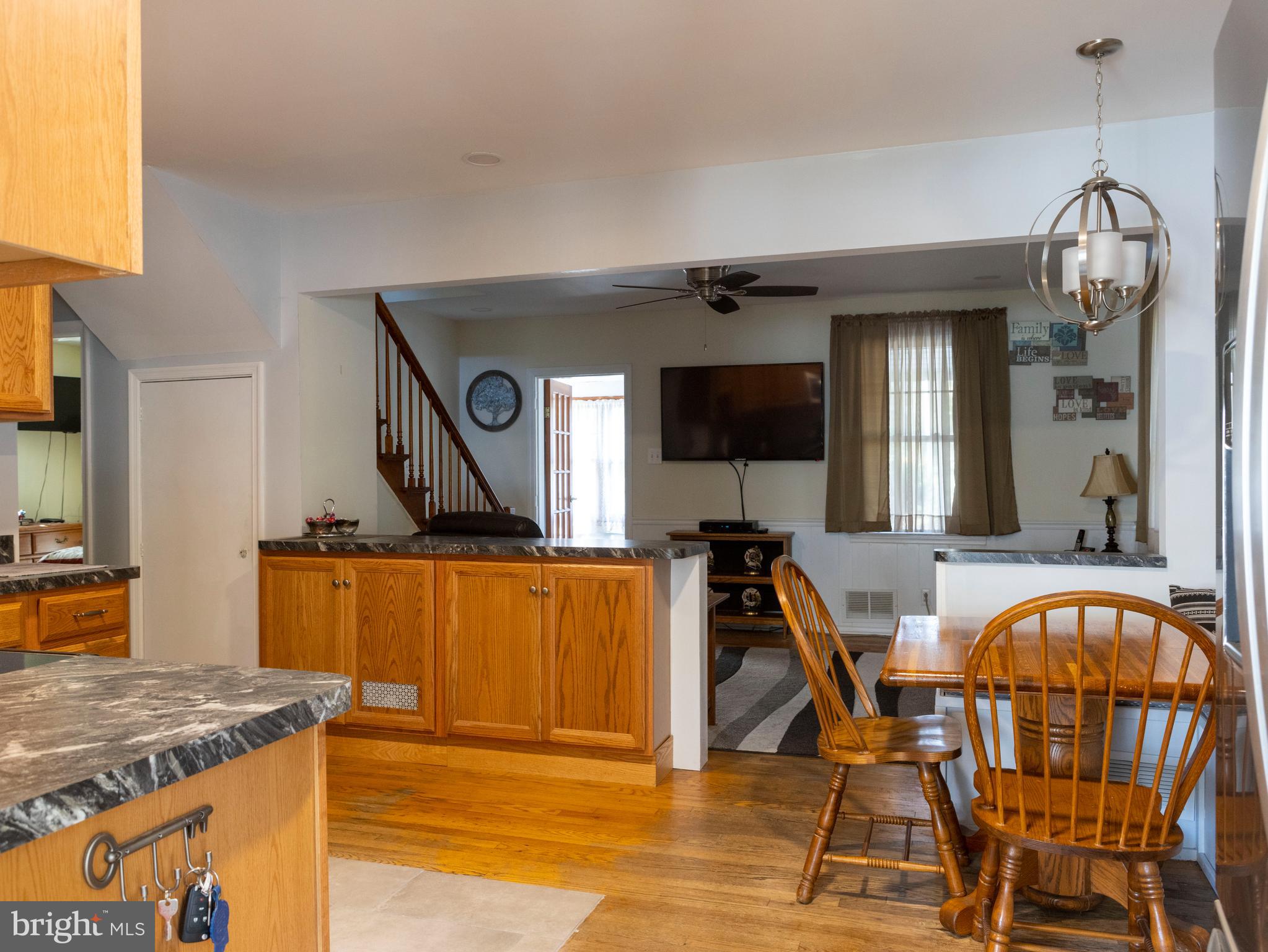 893 Woods Road Pasadena, MD 21122 - Photo 16 of 30 Gallery Image 16