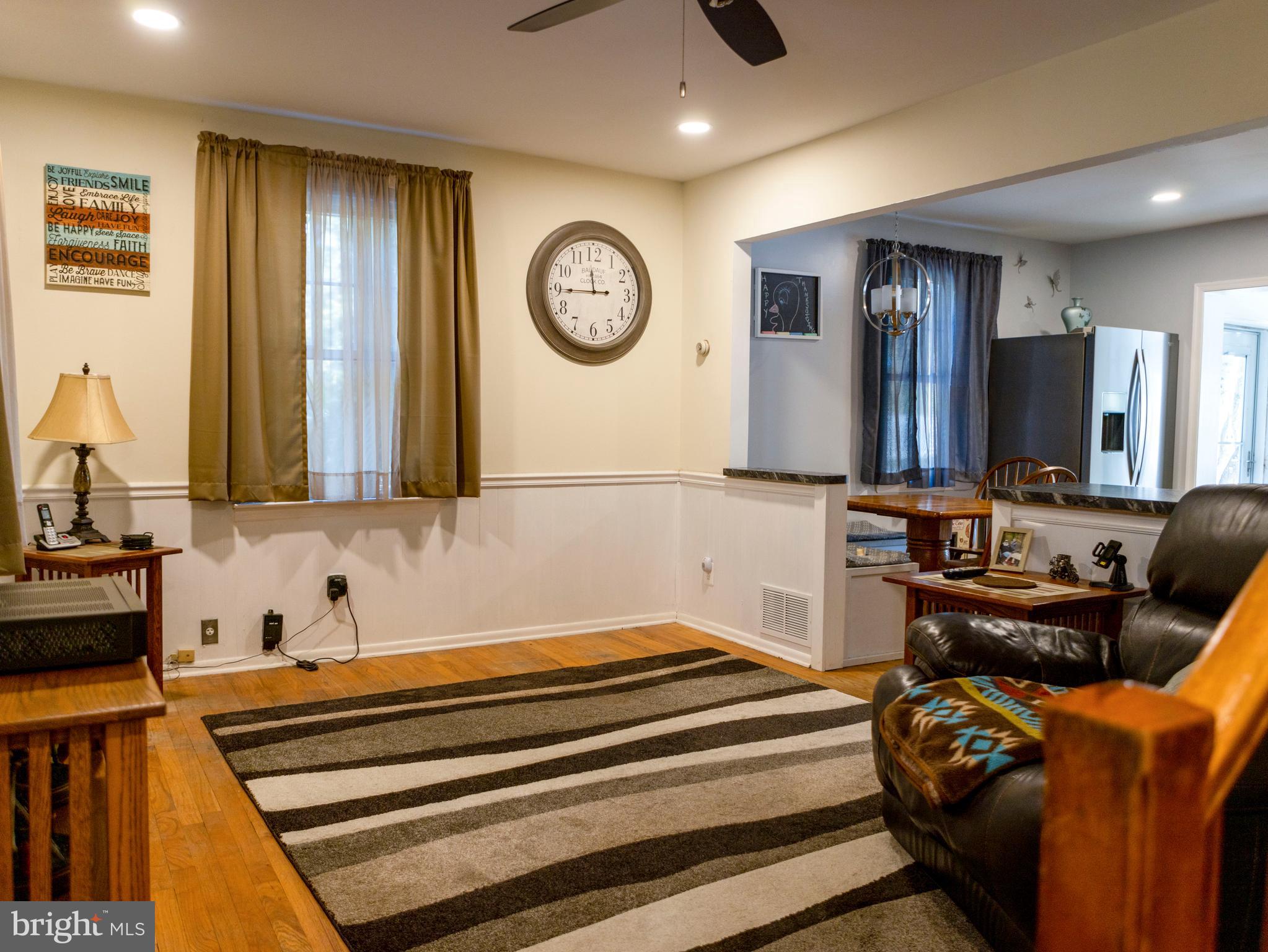893 Woods Road Pasadena, MD 21122 - Photo 28 of 30 Gallery Image 28