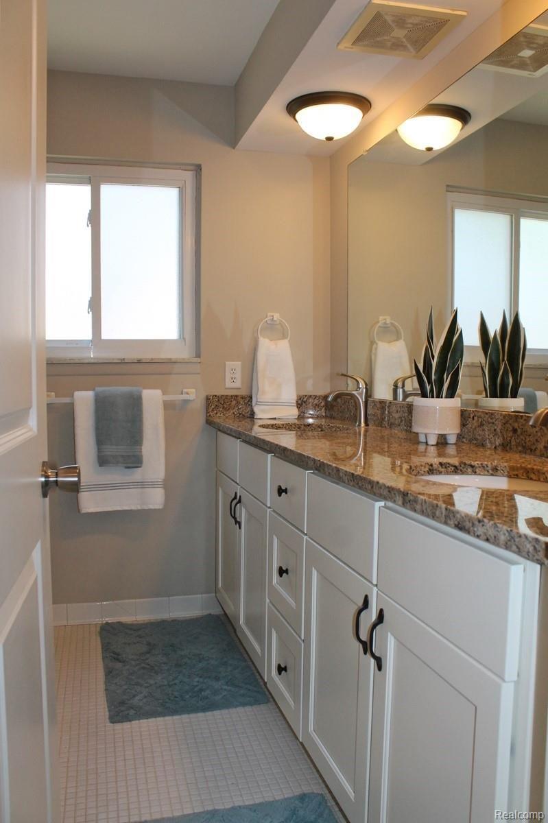 6094 Wedgewood Road Canton, MI 48187 - Photo 47 of 56 IMG_6668.JPG