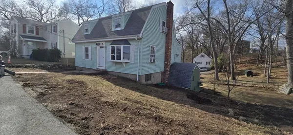 $420,000 | 10 Oakhurst Terrace, North Reading, MA 01864