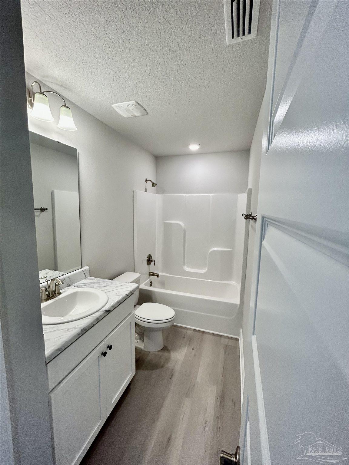 4992 Muldoon Pointe Road, Unit 3A Pensacola, FL 32526 - Photo 4 of 17 Gallery Image 4