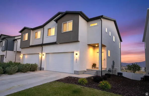 $500,000 | 7911 South Highlandpoint Way, Unit 422, West Jordan, UT 84081