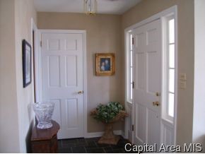 8 Valleyview Road Jacksonville, IL 62650 - Photo 8 of 12 Gallery Image 8