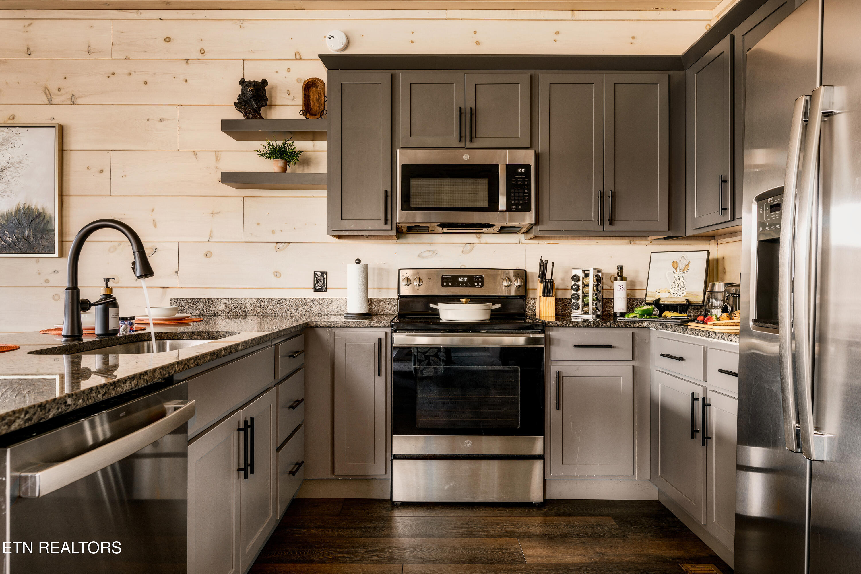 3031 Ridge Top Resort Way Pigeon Forge, TN 37863 - Photo 15 of 57 3031 Ridgetop Resort 025-4000