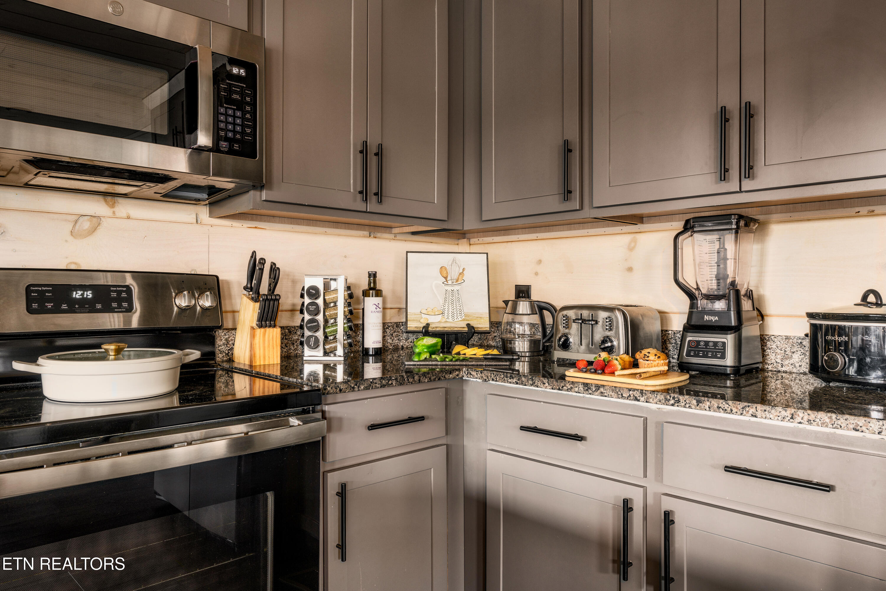 3031 Ridge Top Resort Way Pigeon Forge, TN 37863 - Photo 16 of 57 3031 Ridgetop Resort 027-4000