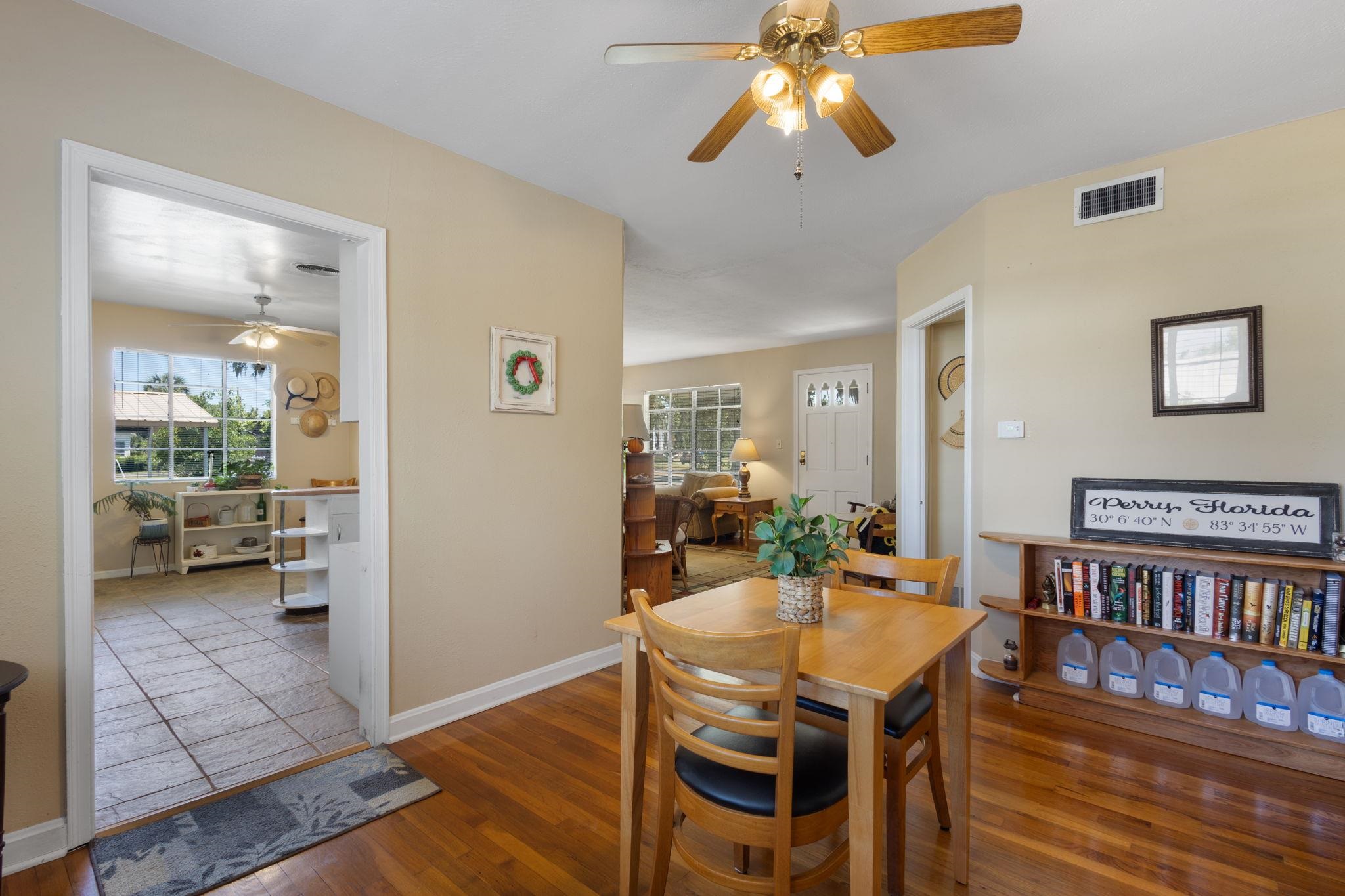 304 East Main Street Perry, FL 32347 - Photo 15 of 37