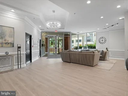 $399,000 | 1001 North Vermont Street, Unit 804, Arlington, VA 22201