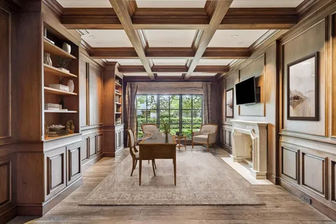 $3,950,000 | 1 Gage Court, Houston, TX 77024