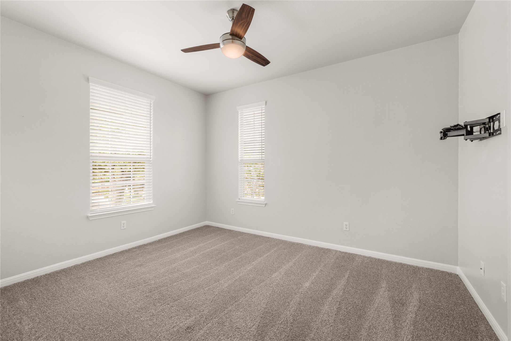 11000 Anderson Mill Road, Unit 45 Austin, TX 78750 - Photo 21 of 32 a view of an empty room with a window