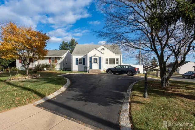 $584,900 | 392 Old Bridge Turnpike, South River, NJ 08882