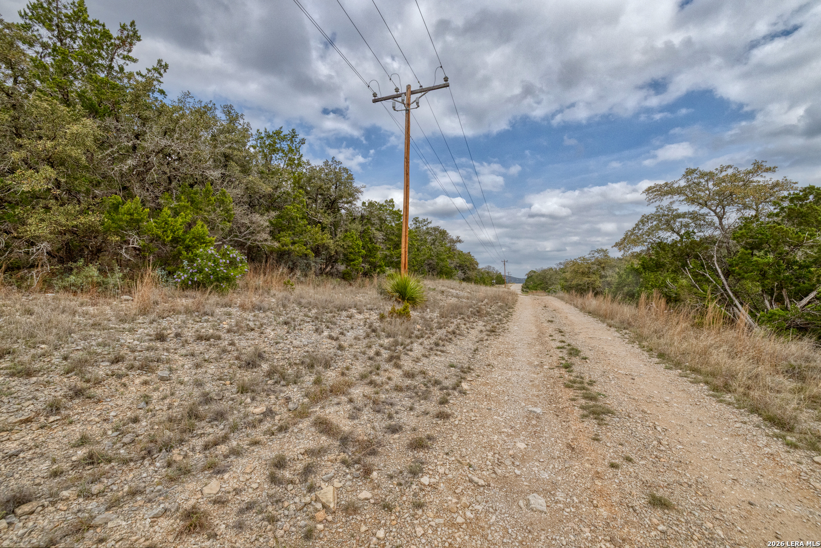 430 Frio Cyn Loop Concan, TX 78838 - Photo 9 of 53