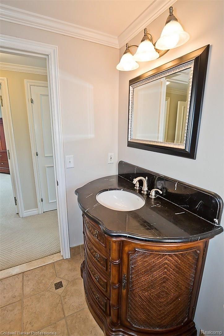 601 North Glengarry Road Bloomfield Hills, MI 48301 - Photo 45 of 63 592A1835.jpg
