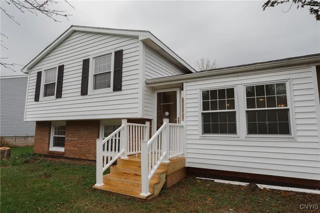 $259,000 | 124 Alhan Parkway, Geddes, NY 13209