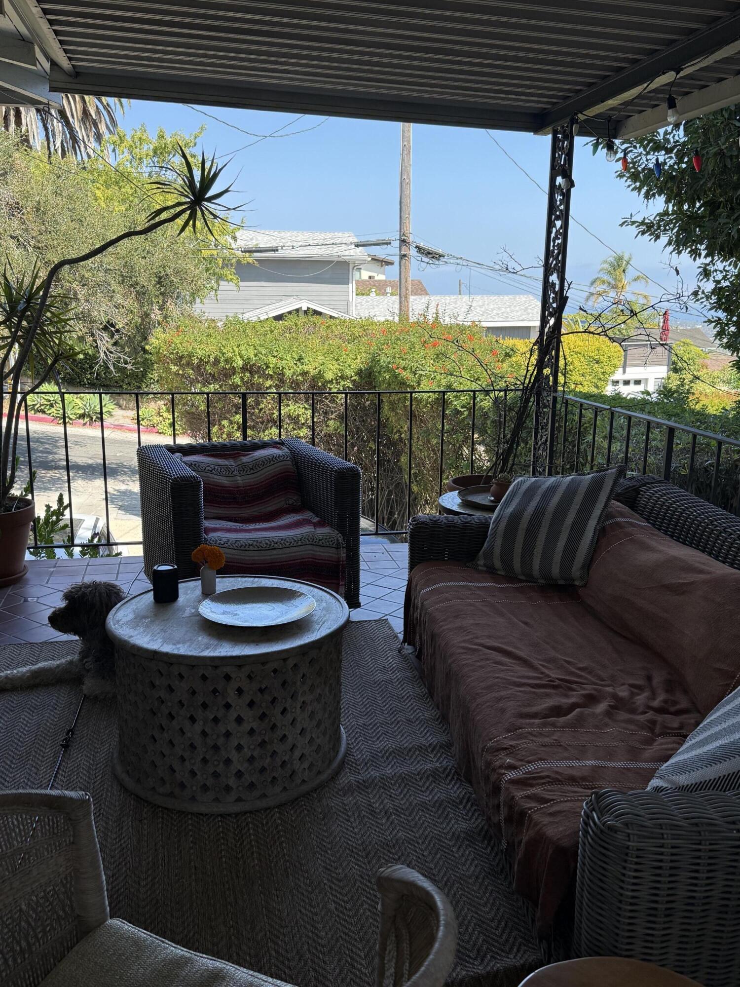 711 Moreno Road Santa Barbara, CA 93103 - Photo 5 of 16 IMG_1774