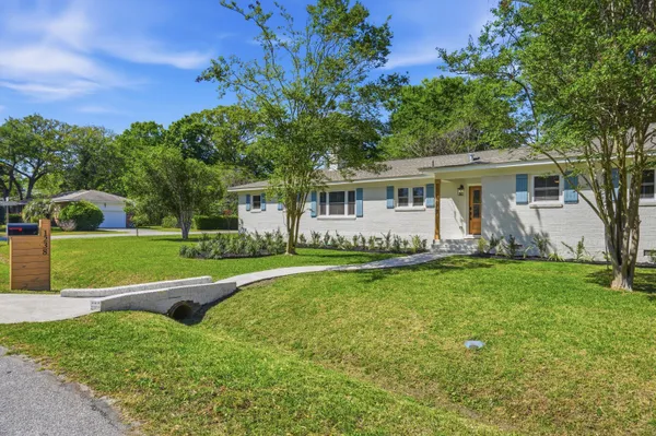 $895,000 | 1238 Harrow Street, Charleston, SC 29407
