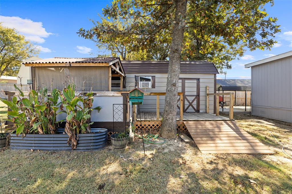 454 Geronimo Quitman, TX 75783 - Photo 13 of 37 a house view with a outdoor space