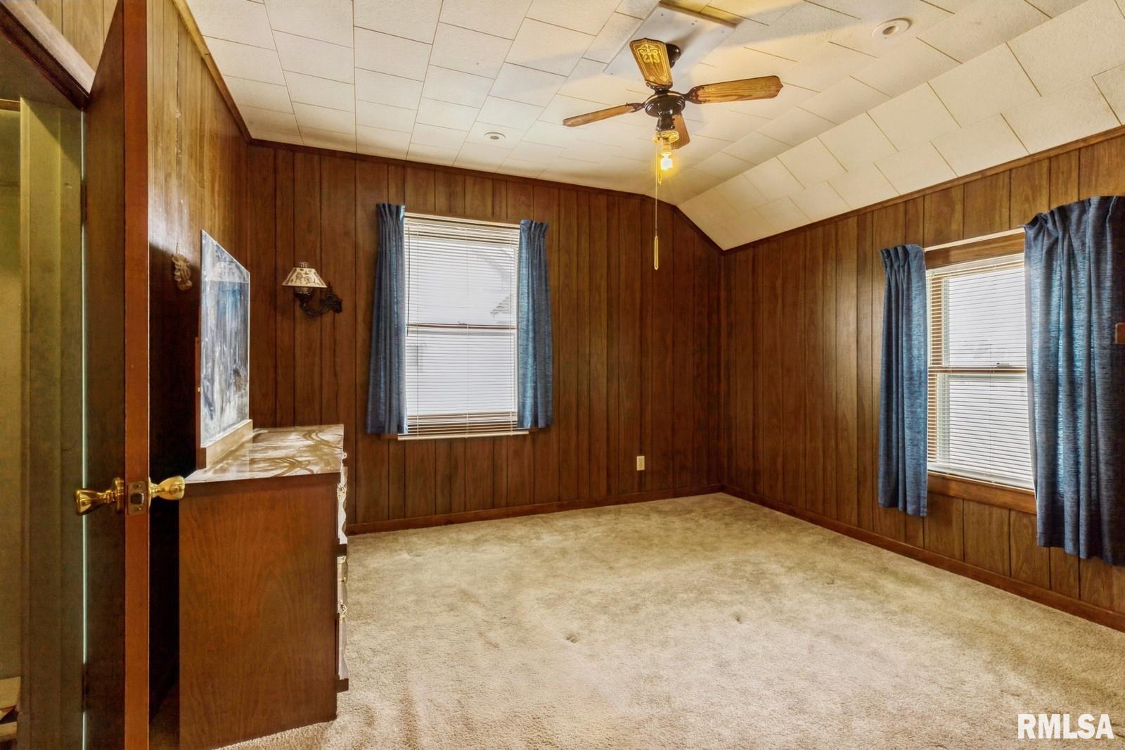 1915 3rd Street Moline, IL 61265 - Photo 14 of 20 Gallery Image 14