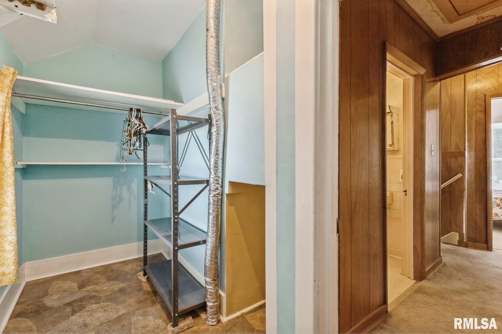 1915 3rd Street Moline, IL 61265 - Photo 16 of 20 Gallery Image 16