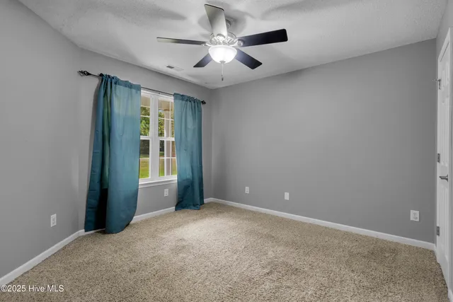 $395,000 | 305 Drake Landing, New Bern, NC 28560