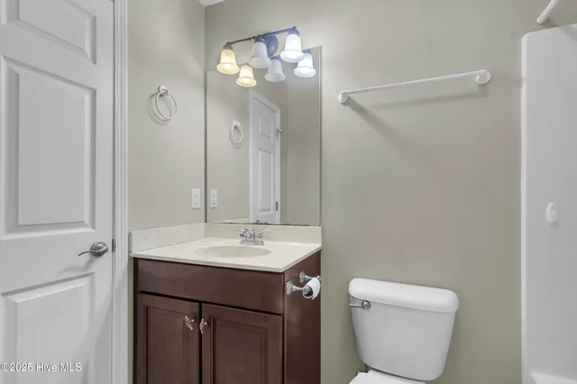 $395,000 | 305 Drake Landing, New Bern, NC 28560